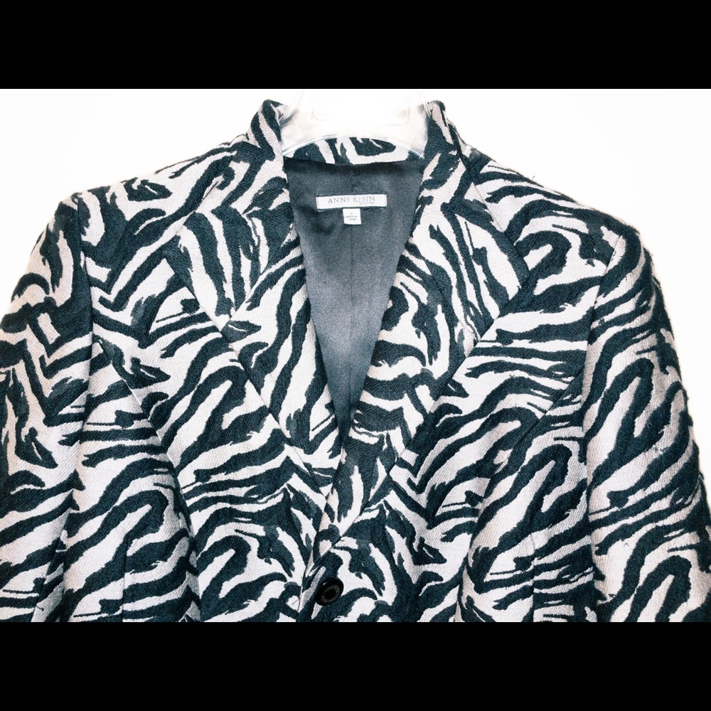 Anne Klein blazer, size 8